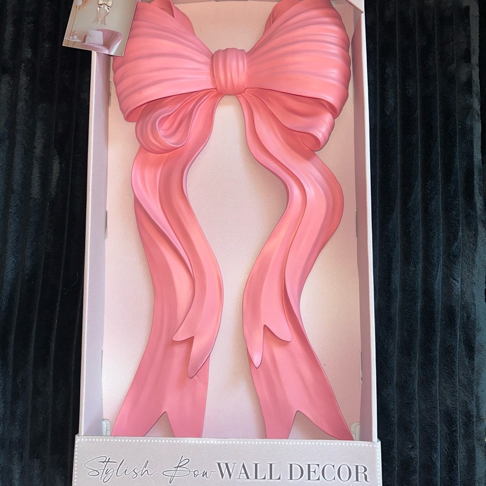 Viral Massive Pink Bow Wall Decor